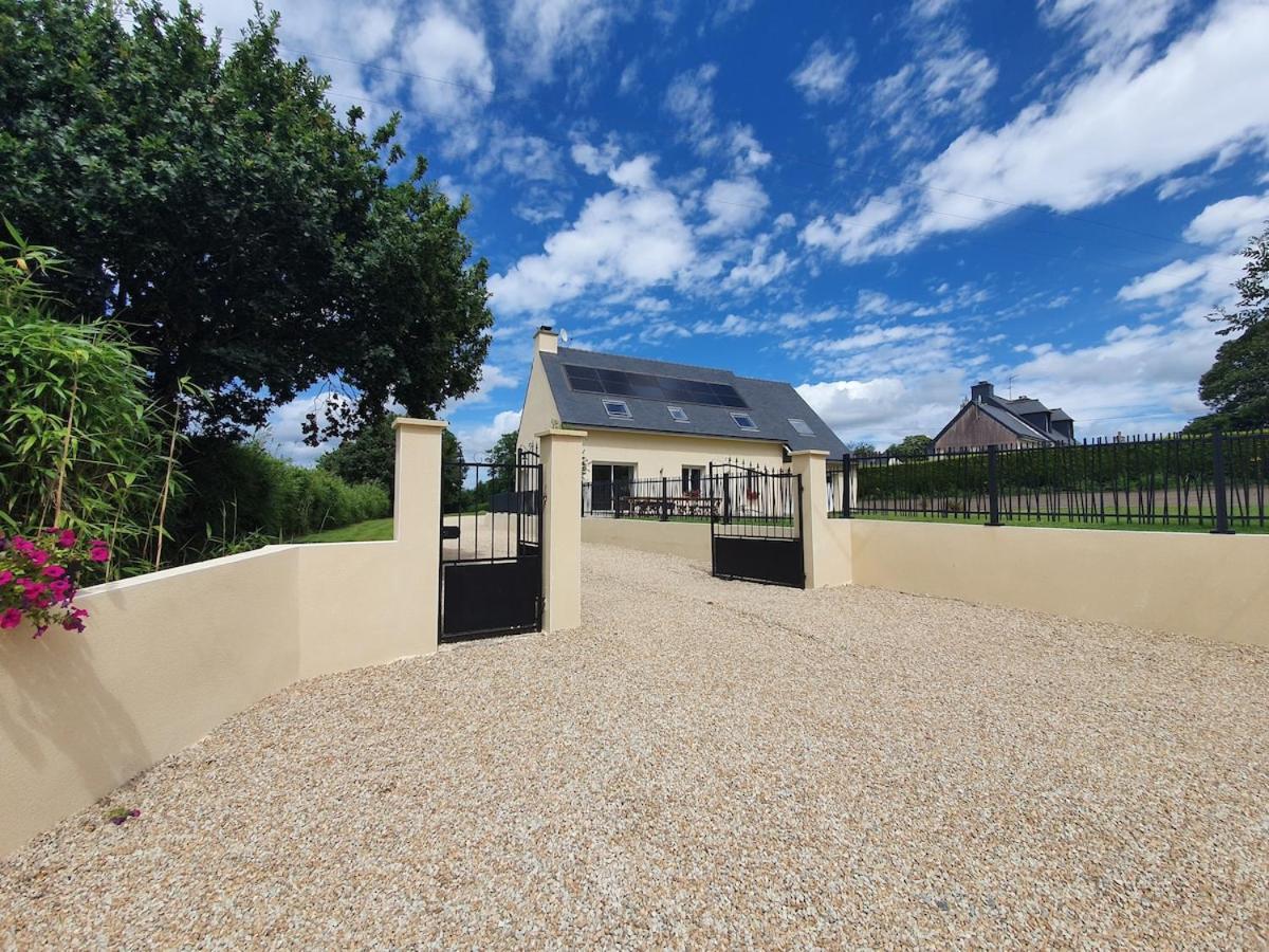 Gîte Ty Rosanès proche de la mer Plouégat-Moysan Esterno foto